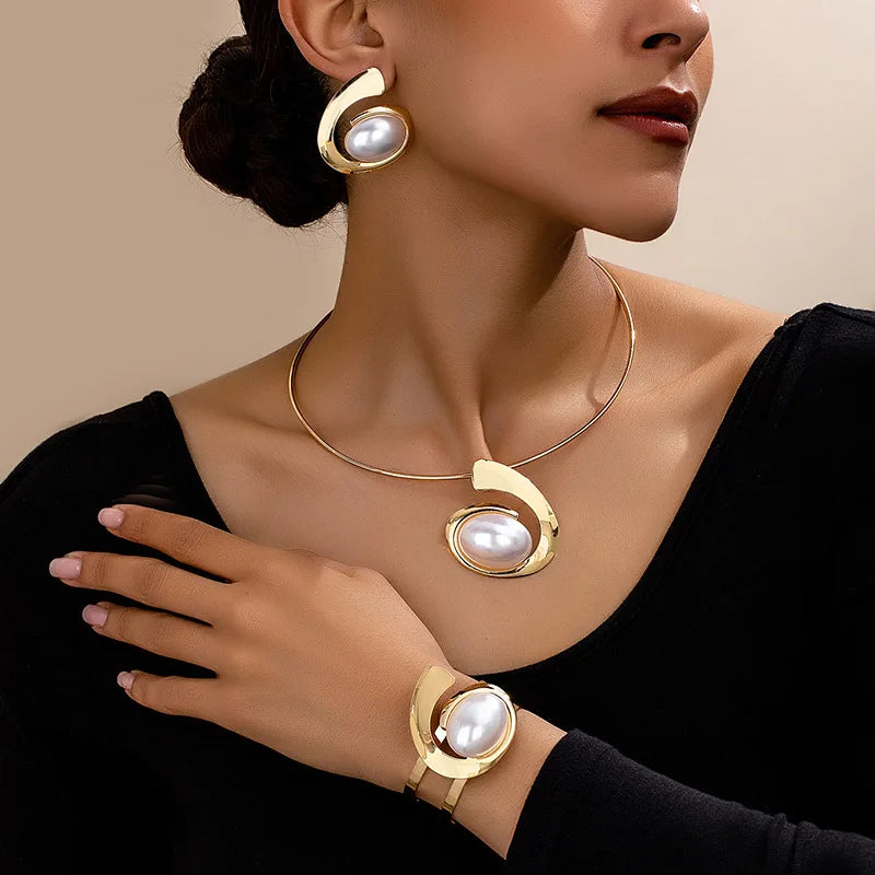 3Pcs/Set of Wedding Season Women's Claw Chain Series Earrings Necklaces Bracelets Jewelry Sets  Banquet and Holiday Jewerly Gift
