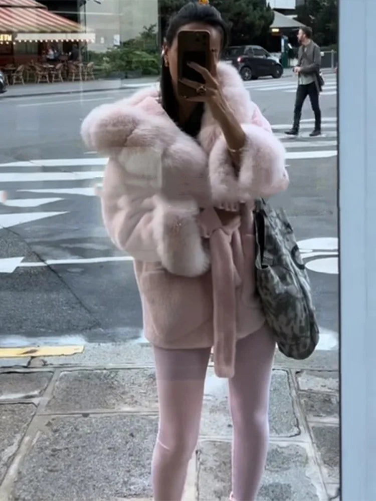 Elegant Hoody Faux Fur Women's Coat Loose Long Sleeve Pocket Warm Thicken Lady Coats 2025 Autumn Winter Chic Lady Streetwear