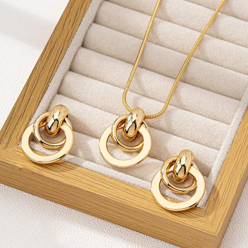 3Pcs/Set of Wedding Season Women's Claw Chain Series Earrings Necklaces Bracelets Jewelry Sets  Banquet and Holiday Jewerly Gift