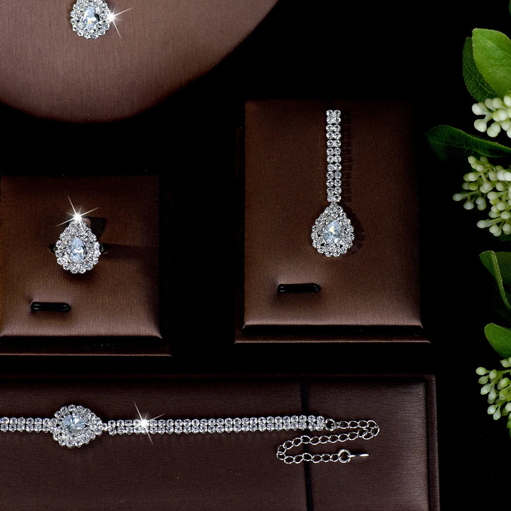 New Gentle Light Luxury Set Sparkle Necklace Earrings Bracelet Women's Dress Decorative Jewelry Wedding Ball Bridal Gift M-868