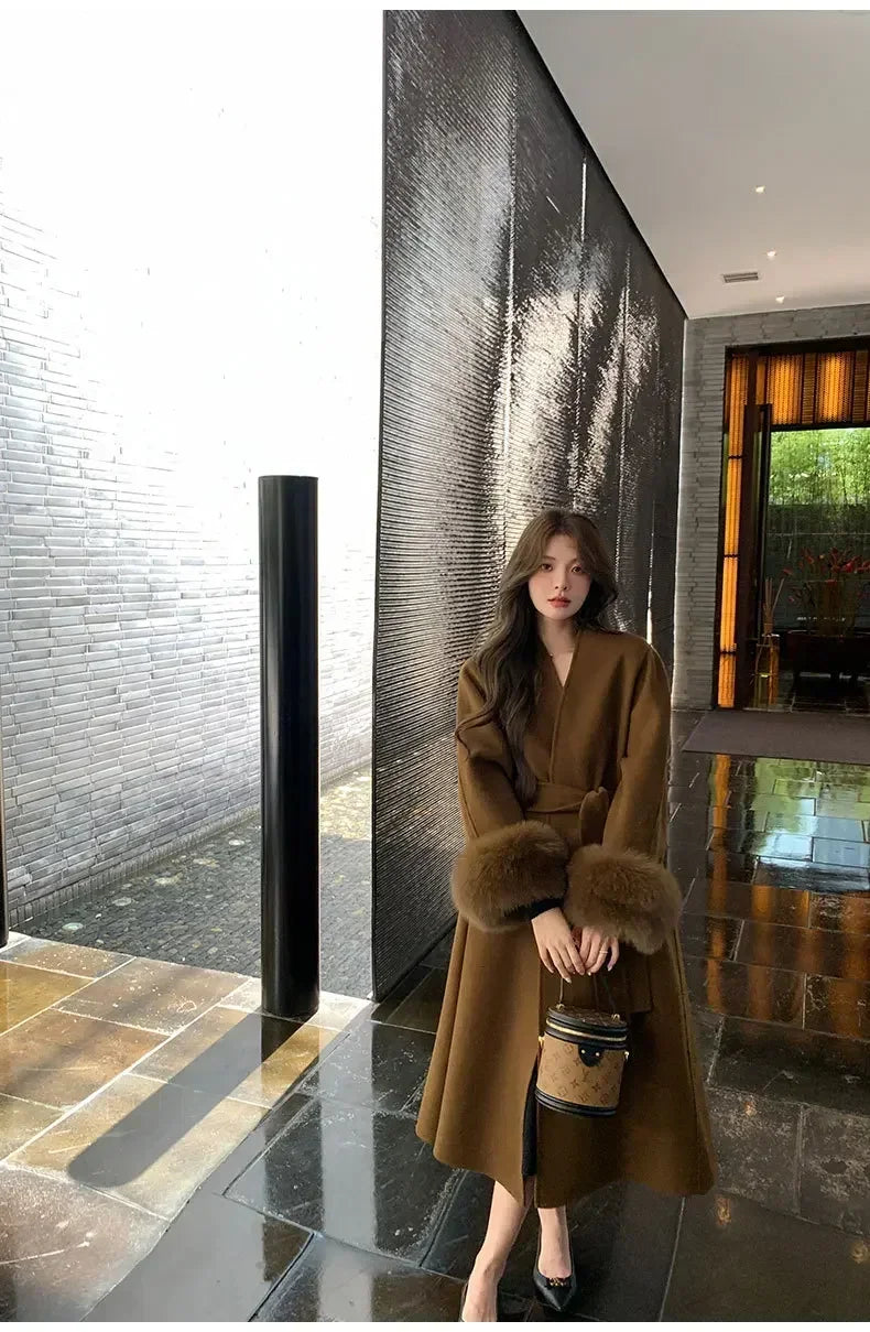 Elegant Warm Woolen Coats Real Fur Jacket with Belt Loose Fashion Outerwears 2024 Women Big Fur Collar Overcoats Female