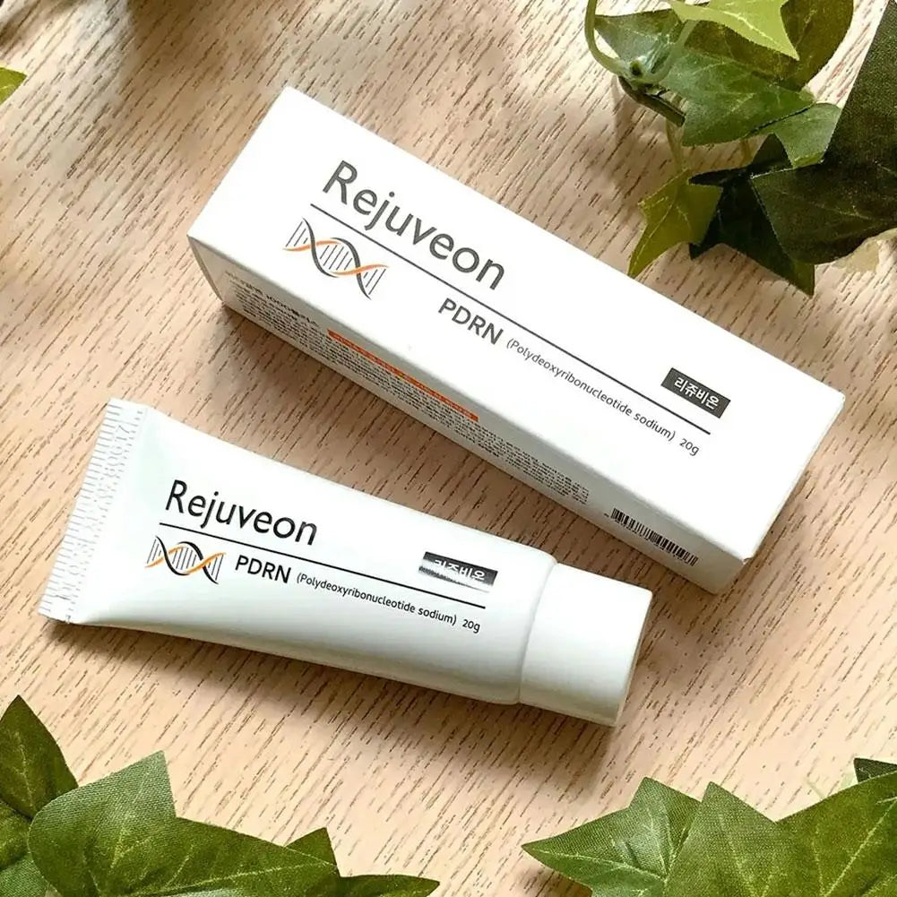 المعروف بدعمه لتجدد البشرةPDRN (Salmon DNA)امنحي بشرتك عناية مكثفة تعيد لها النضارة والمرونة مع كريم غني بمكوين