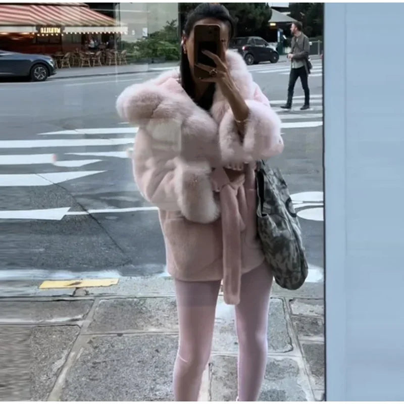 Elegant Hoody Faux Fur Women's Coat Loose Long Sleeve Pocket Warm Thicken Lady Coats 2025 Autumn Winter Chic Lady Streetwear