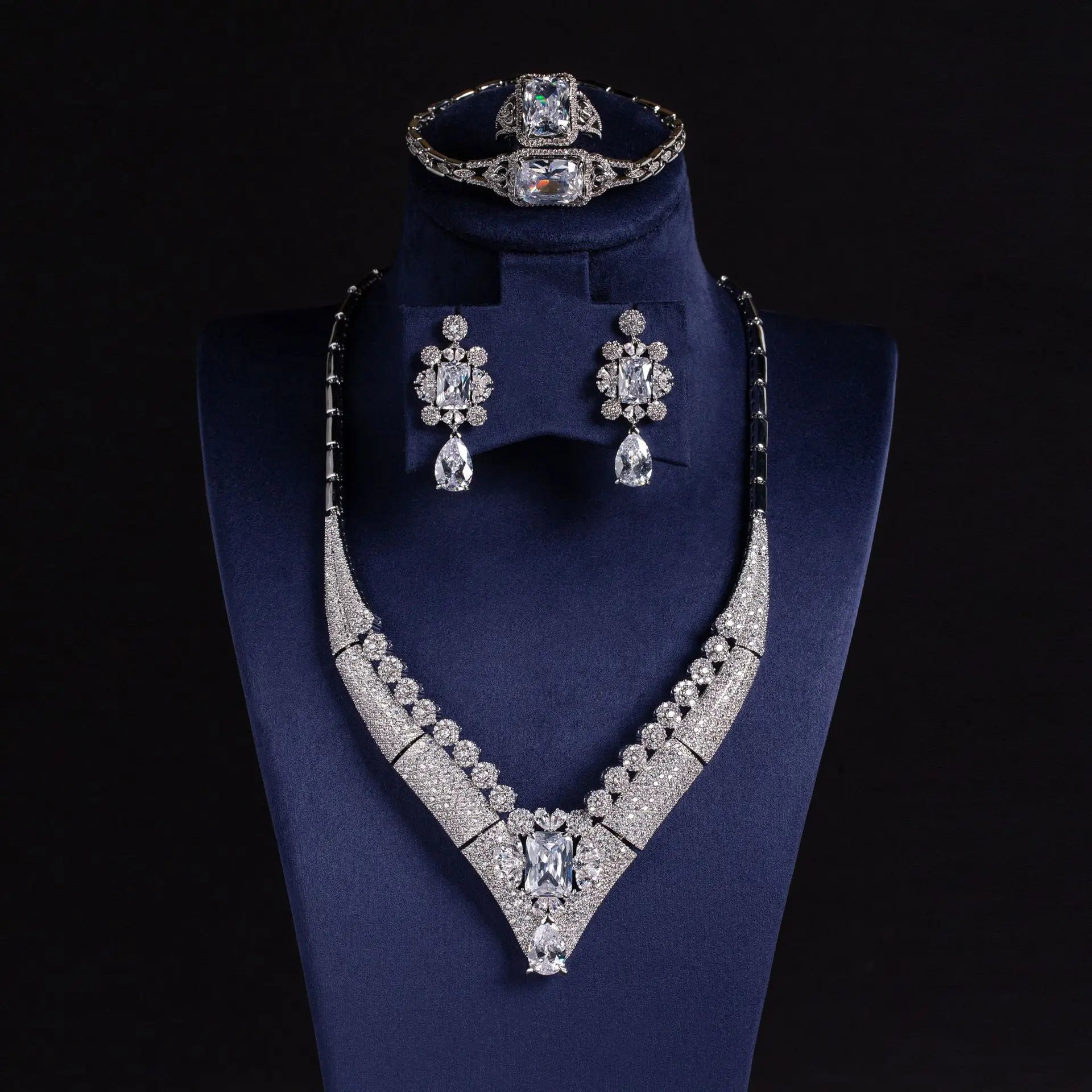 Beautiful Inlay Twinkle 4 Pcs Luxury Jewellery Necklace Earrings Bracelet Elegant Women Dress Wedding Banquet Holiday Gift M-676