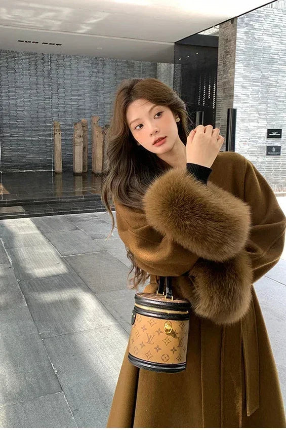 Elegant Warm Woolen Coats Real Fur Jacket with Belt Loose Fashion Outerwears 2024 Women Big Fur Collar Overcoats Female