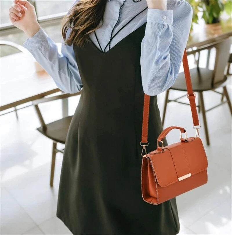 حقيبة نسائية أنيقة بتصميم كلاسيكي – حقيبة كتف وكروس بودي بلمسة فاخرة