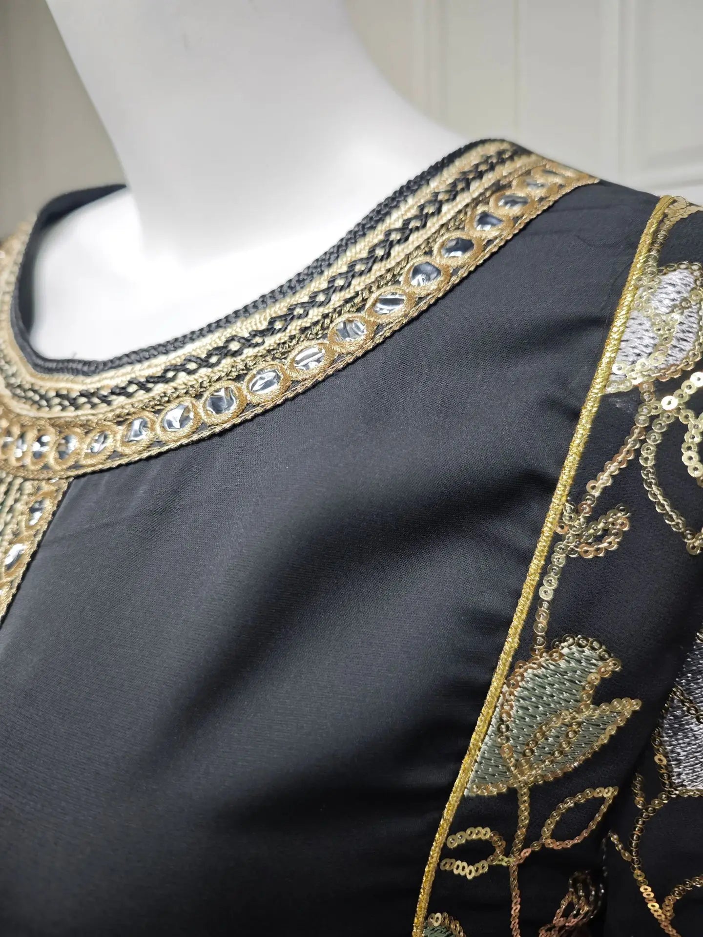 Muslim Women Sequin Embroidery Maxi Dress Dubai Abaya Turkey Kaftan Eid Djellaba Islam Jalabiya Robe Caftan Marocain Femme 2025