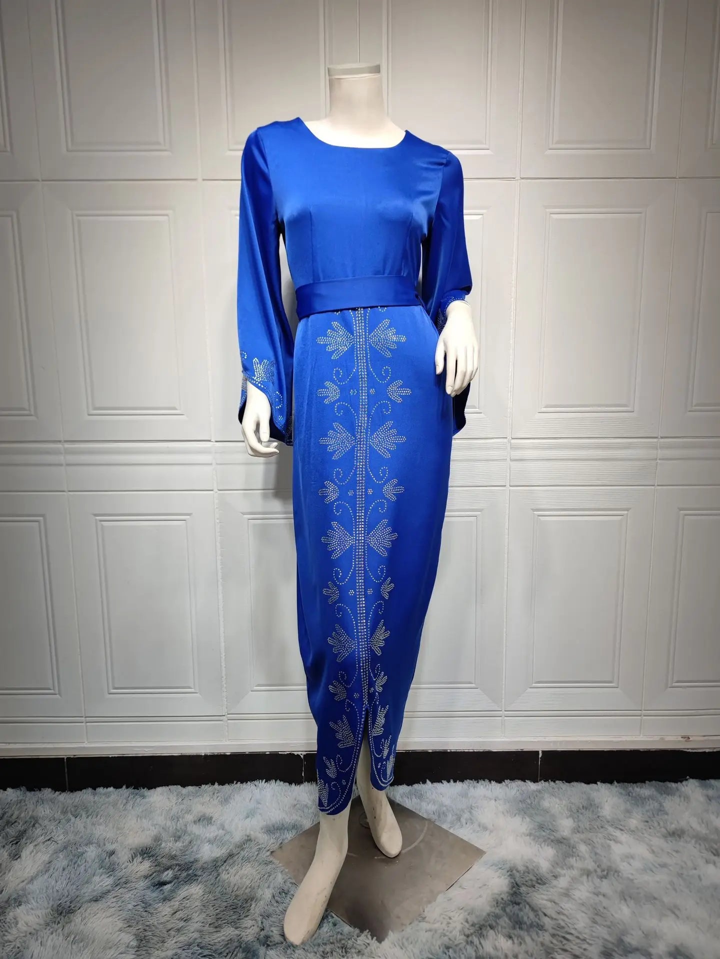 Elegant Satin Evening Gown Muslim Dress Women Abaya Long Sleeve Turkish Dresses Stylish Diamond Women Maxi Dress Dubai Kaftan