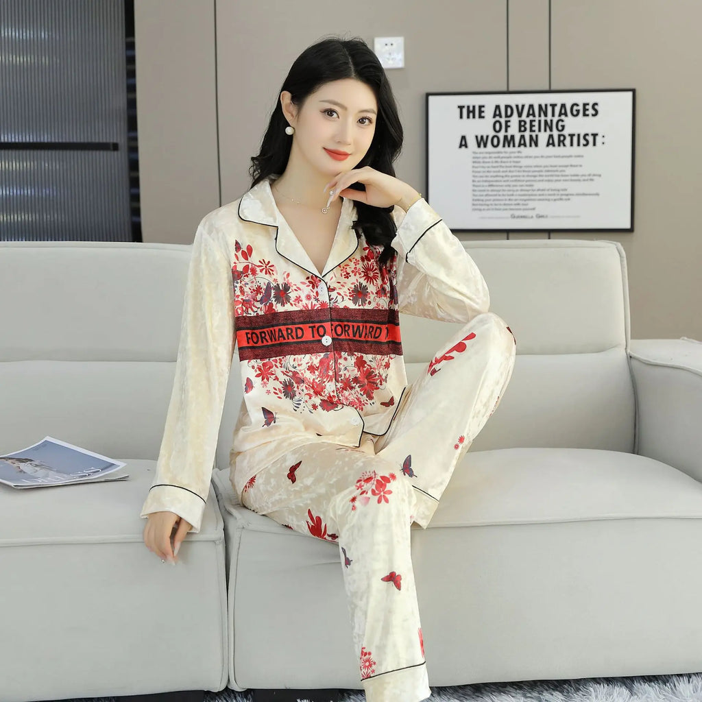 Elegant Women Pajamas 2-Piece Set long sleeved pants Print Velvet Pajamas Homewear Ladies Pajamas Women Sleepwear