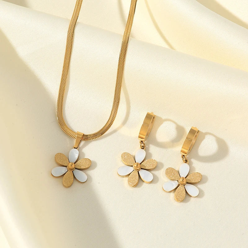 EILIECK 316L Stainless Steel Gold Color Heart Star Flower Necklace Earrings Set For Women Trendy Waterproof Jewelry Holiday Gift